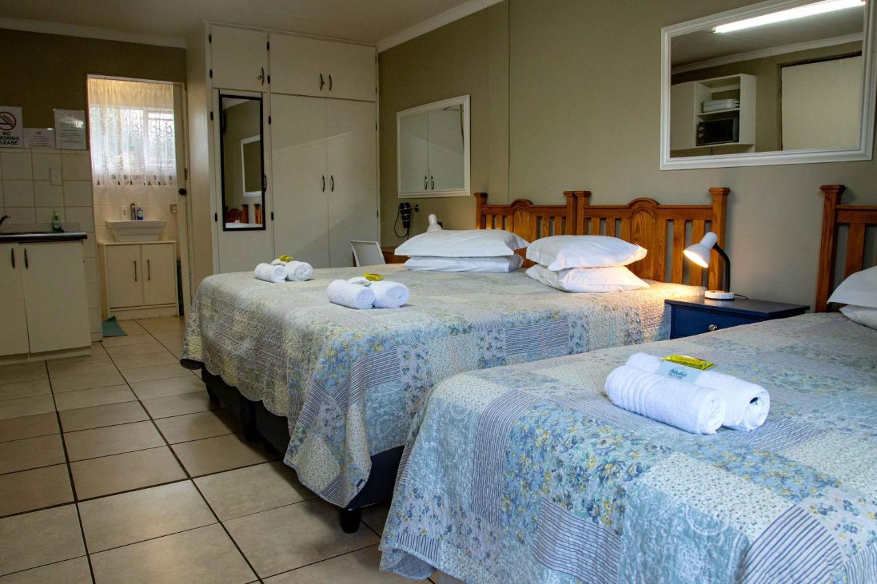 Melsetter'S Guesthouse Bloemfontein Ngoại thất bức ảnh