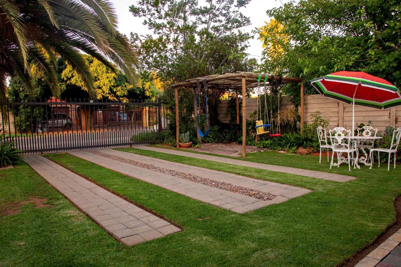 Melsetter'S Guesthouse Bloemfontein Ngoại thất bức ảnh