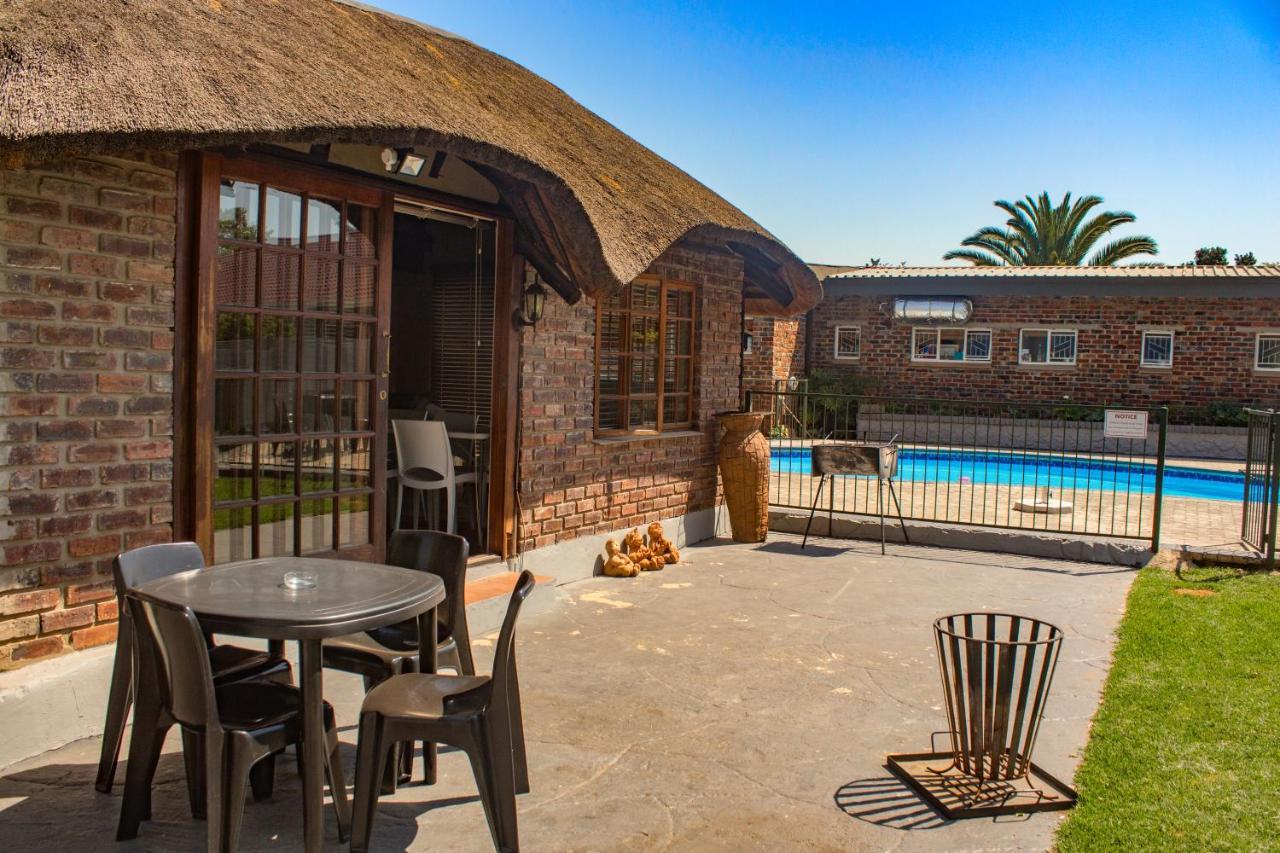 Melsetter'S Guesthouse Bloemfontein Ngoại thất bức ảnh