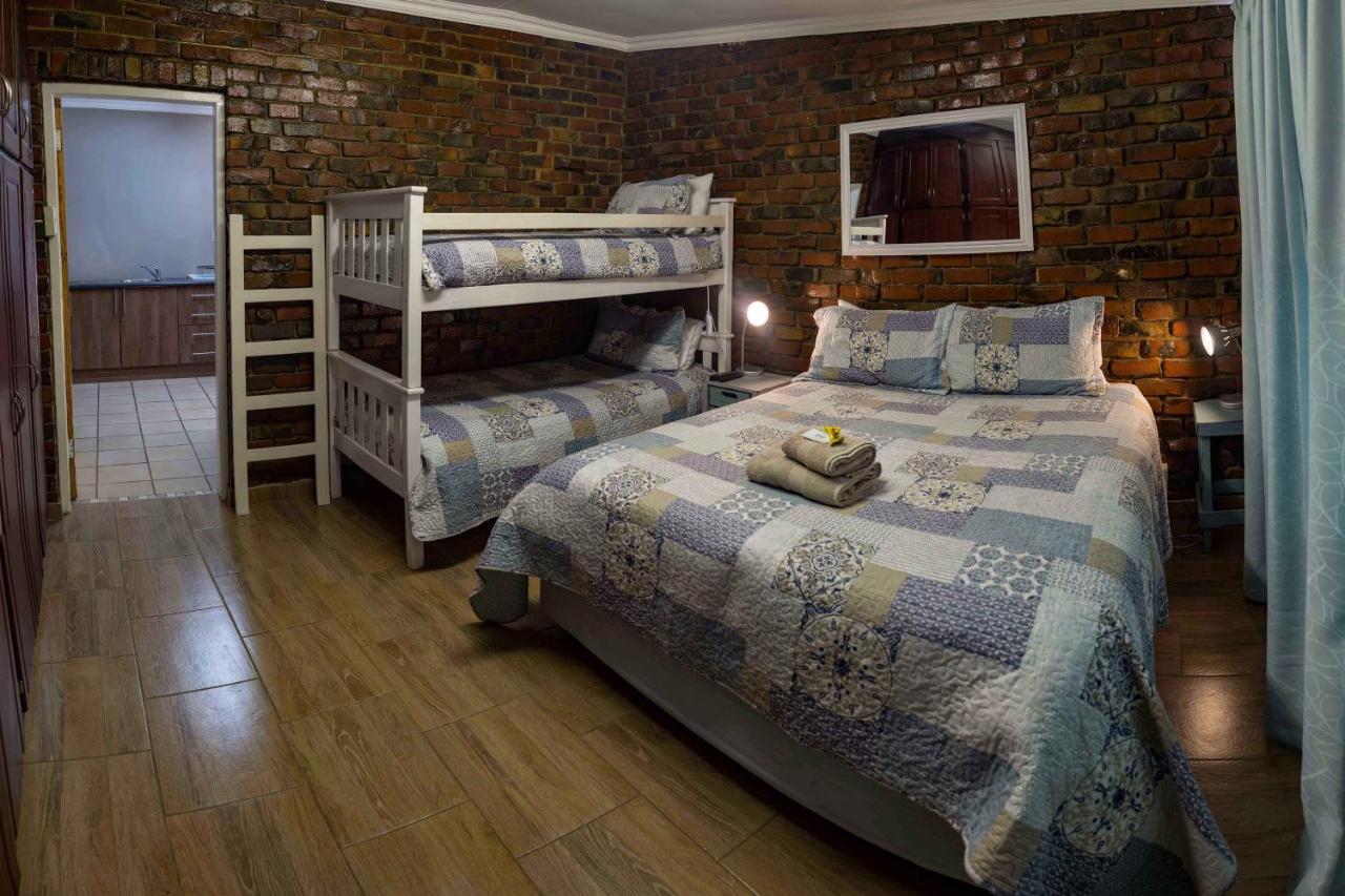 Melsetter'S Guesthouse Bloemfontein Ngoại thất bức ảnh